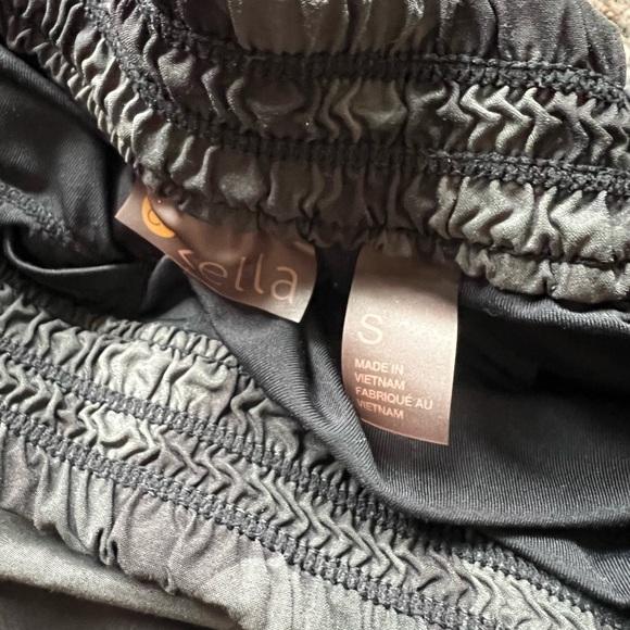 Zella Camo Running Shorts - Picture 3 of 6